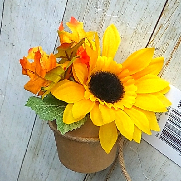 NEW Fall leaves FARMHOUSE  Sunflower FLORAL DECOR - Picture 1 of 3